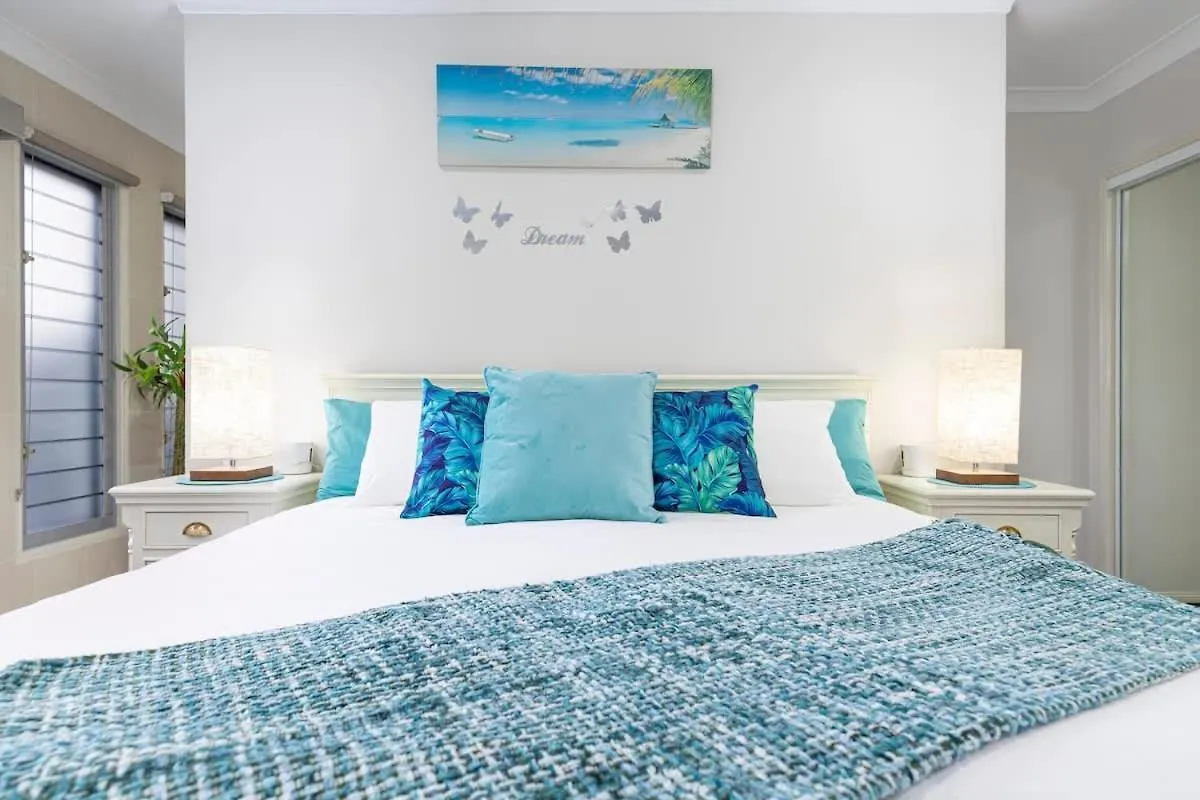 Bongaree Bribie Breeze Family Retreat With Pool & Bbqヴィラ 0*,