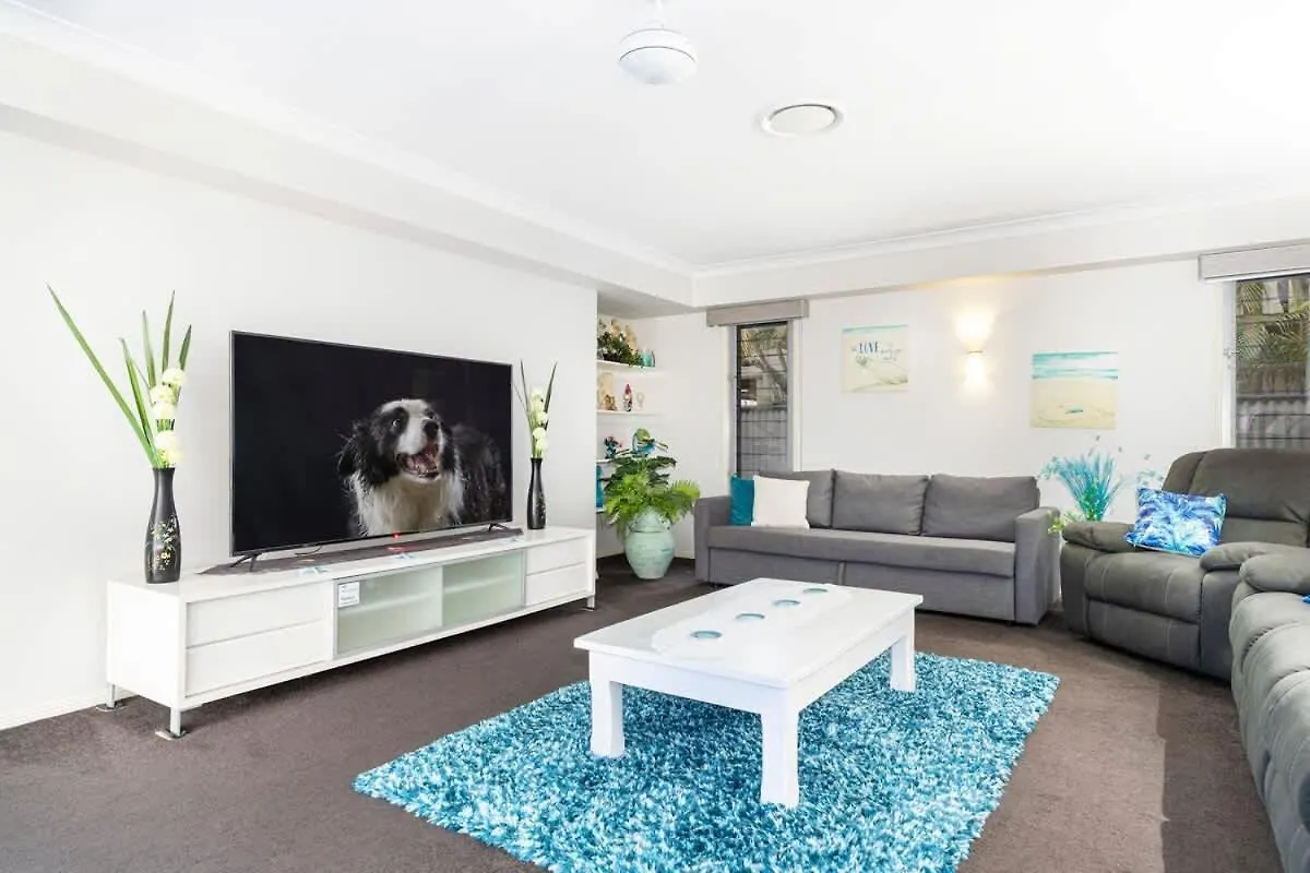 Bongaree Bribie Breeze Family Retreat With Pool & Bbqヴィラ 0*,  オーストラリア